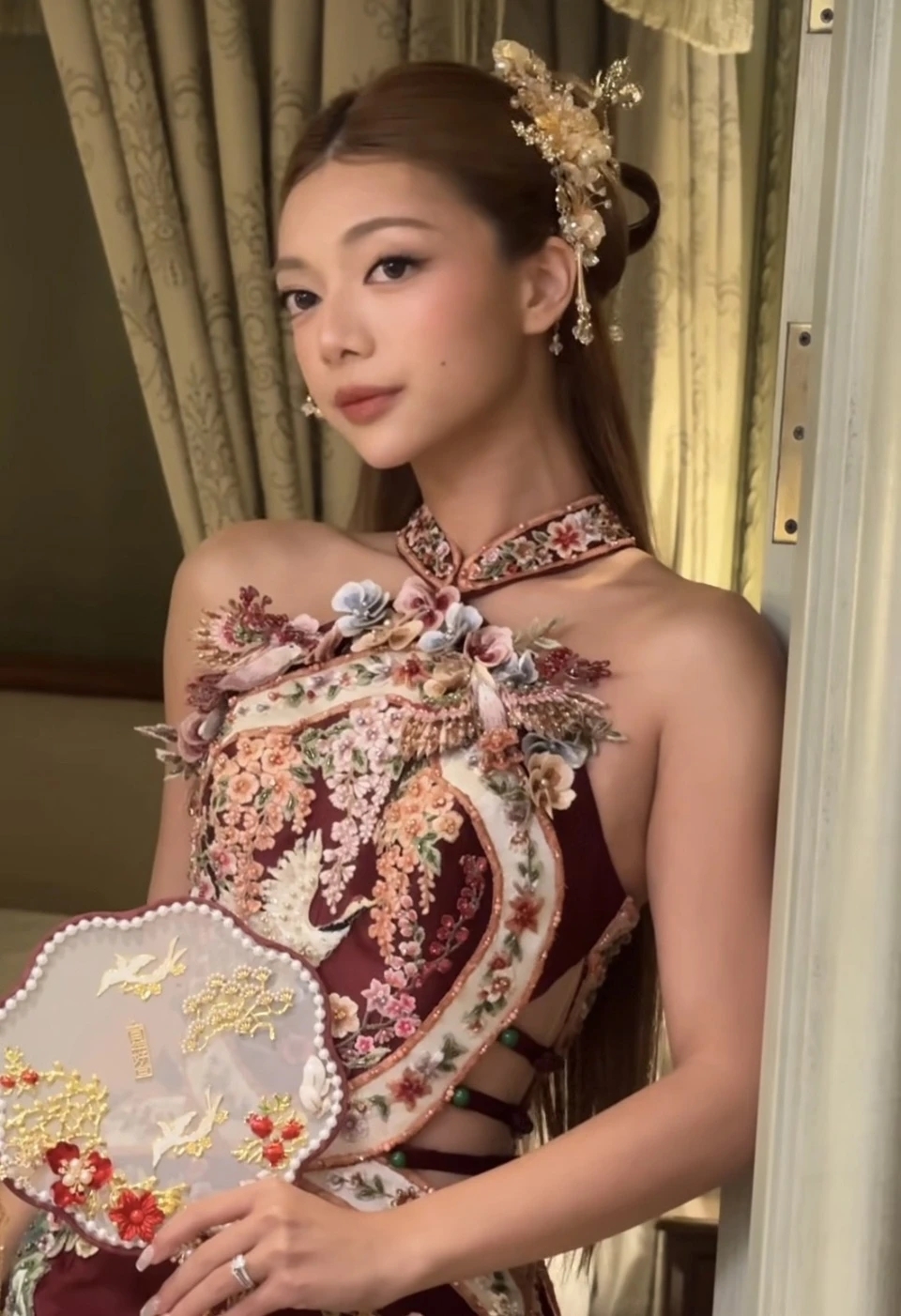 Con gái chưởng môn phái Vịnh Xuân cưới lần 2 ở Malaysia(1) 6d00739c6a227f136bdd5d4c8f870dea_katleen_01.jpg
